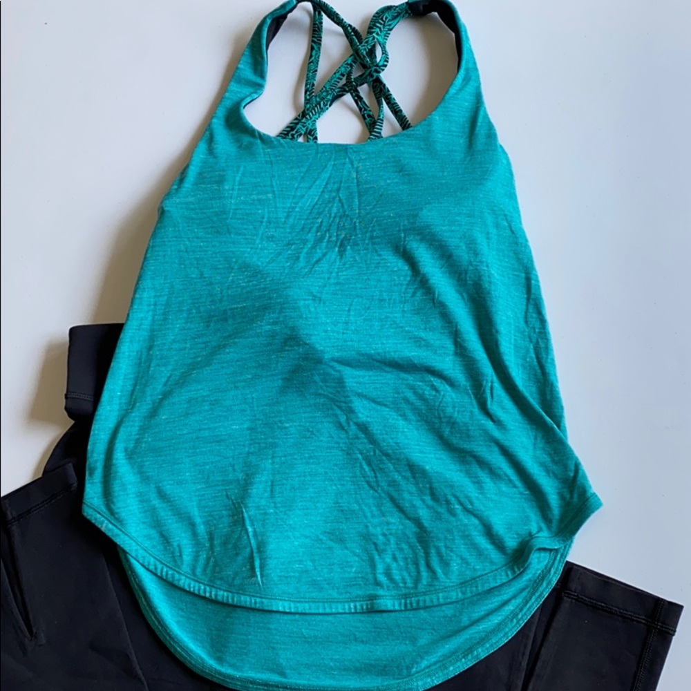 Lululemon set (crops and top)